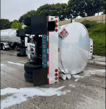 Proyecto de ley busca deportar a residentes permanentes por manejar ebrios en EE.UU.