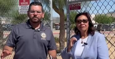 Congresistas denuncian bloqueo en centro de detención de ICE y exigen renuncia de secretaria del DHS