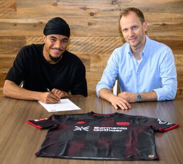 Medio campista estadounidense firma con el Leverkusen hasta 2030