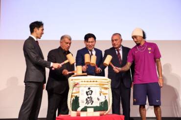 FC Barcelona inicia gira por Japón con sus nuevos fichajes