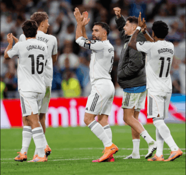 Polémico Clásico en el Bernabéu: Real Madrid vence 2-1 al Barcelona en una noche de goles anulados y tensión total