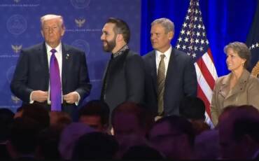 Presidente Bukele participó en Desayuno Nacional de Oración en Washington