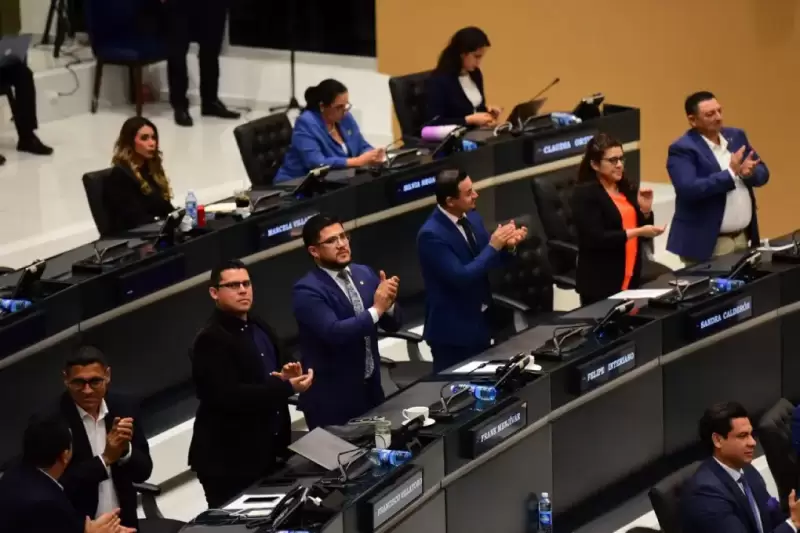 Asamblea aprueba cadena perpetua para asesinos, violadores y terroristas.