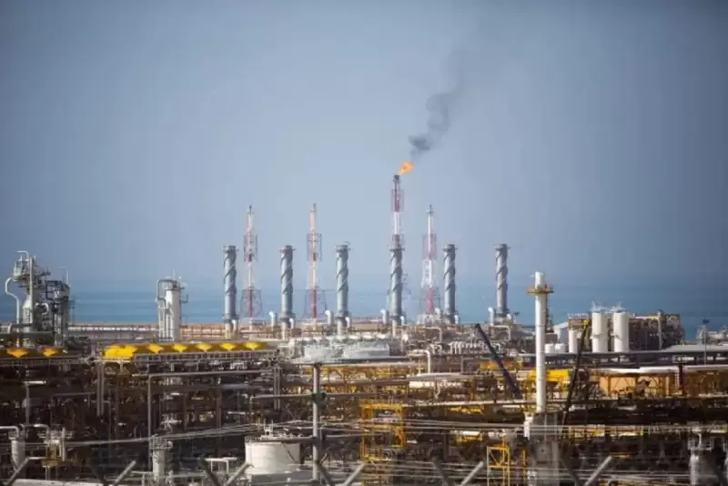 Trump suspende por 10 días ataque a infraestructura energética iraní.