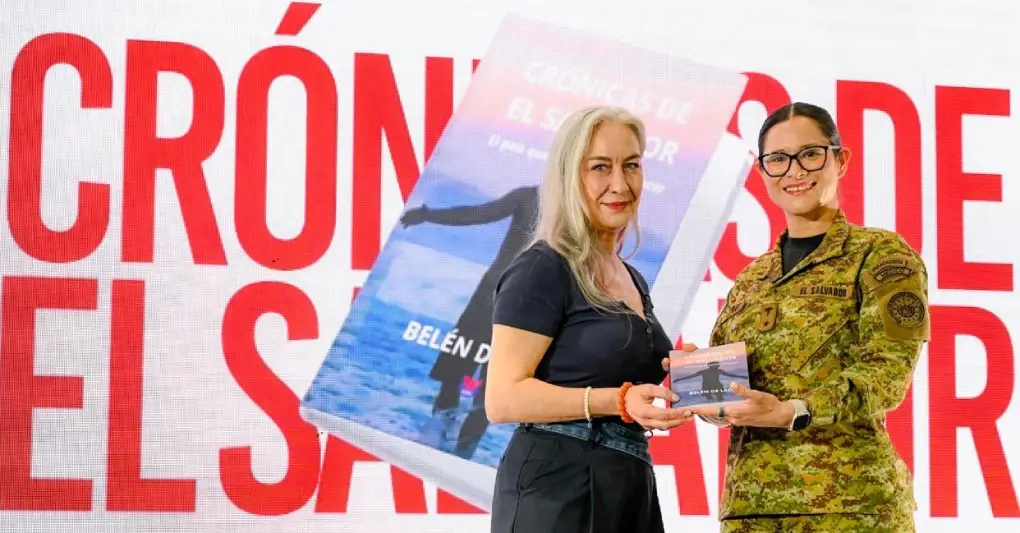 “Crónicas de El Salvador”, libro de Belén de León destaca la transformación del país