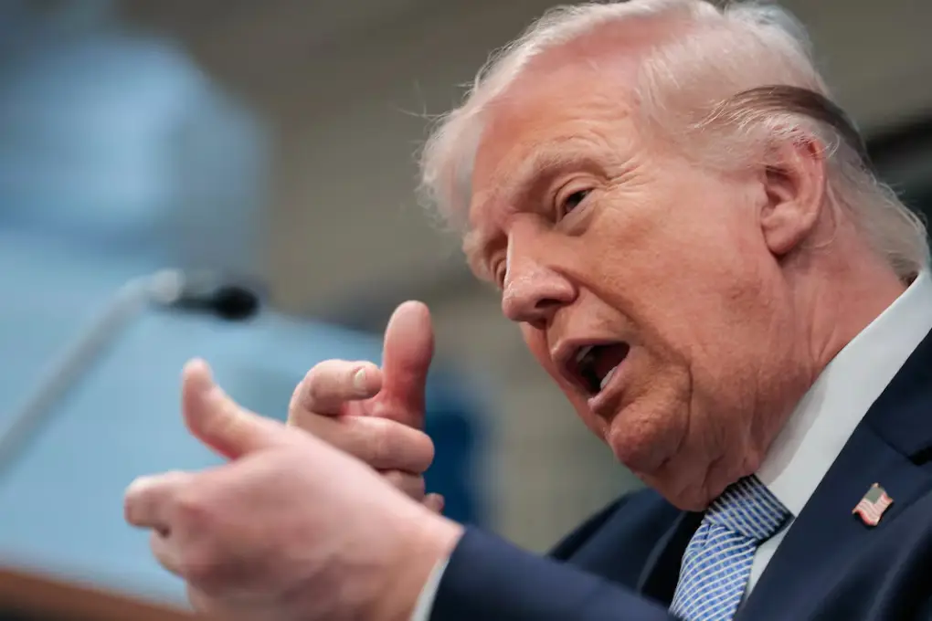 Trump amenazó a Irán con represalias tras ataques en Ormuz