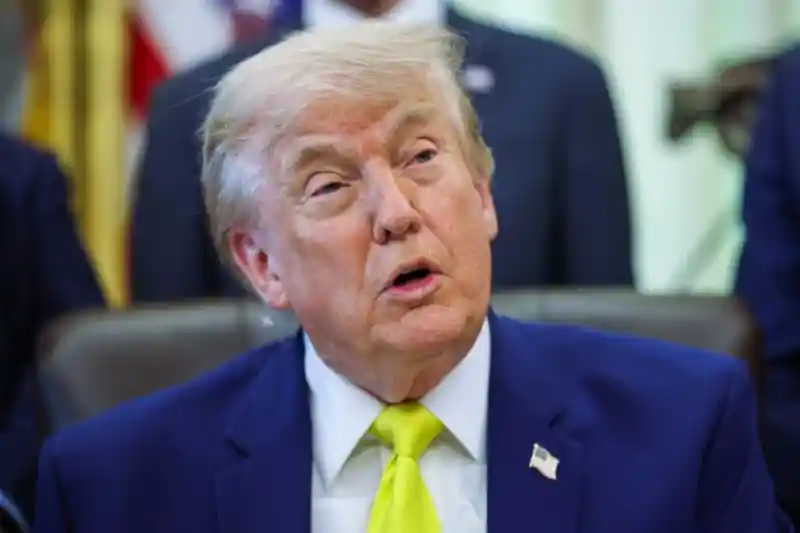 Trump afirma que Irán usará dinero descongelado para comprar alimentos y medicinas