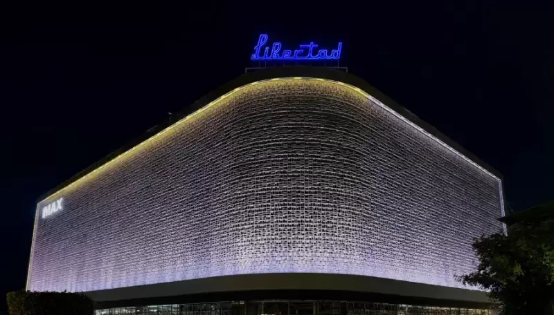 Bukele anuncia próxima reinauguración del Cine libertad.