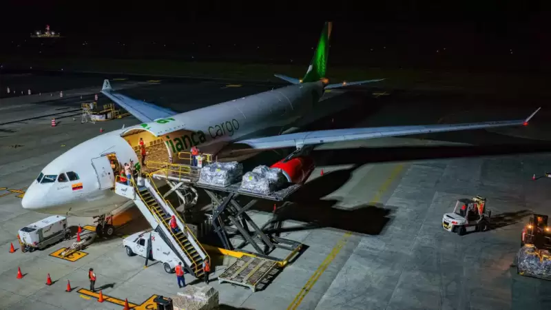 Sale primer avión con 51 toneladas de ayuda humanitaria para damnificados por terremoto en Colombia.