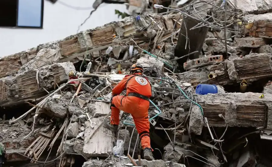 Colombia declara emergencia económica por terremoto