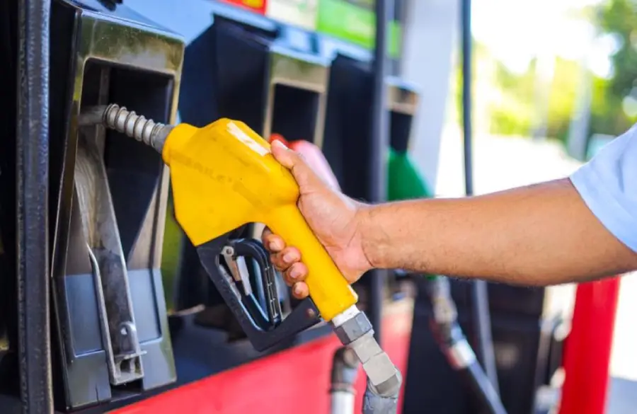 Precios de los combustibles en El Salvador no variarán lo que resta de agosto