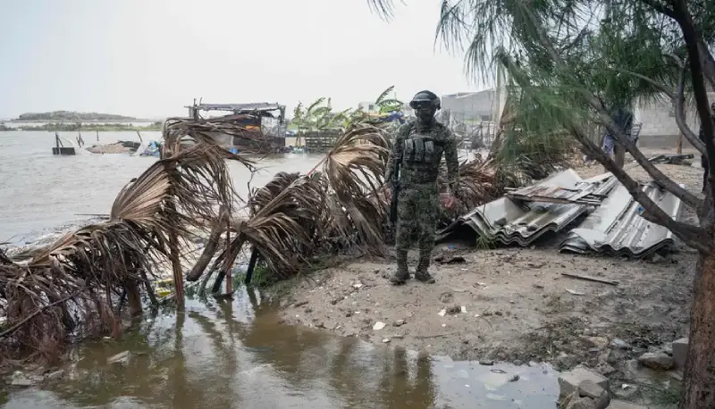 El ciclón solo dejó inundaciones, daños materiales, en infraestructura eléctrica, árboles caídos y caminos afectados.
