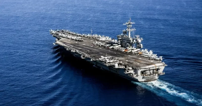 EE.UU. refuerza su presencia militar en Oriente Medio con el envío de más portaaviones.