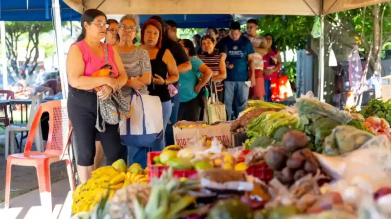 Agromercados cumplen dos años de aliviar el bolsillo de los salvadoreños.