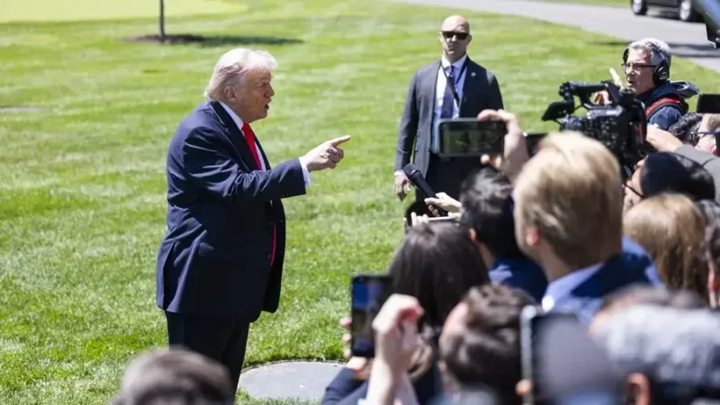 Los medios se ampararon en la Primera Enmienda.