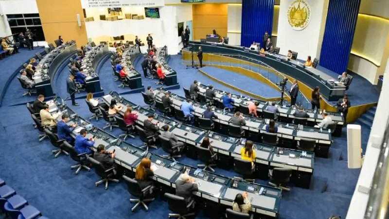Asamblea Legislativa ratificó dos préstamos y aprobó uno nuevo, por $440 millones.
