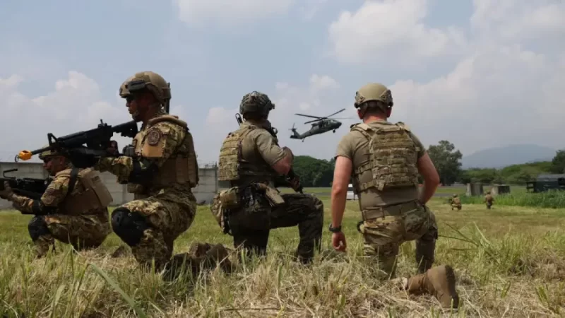 Los efectivos militares salvadoreños fueron emboscados el domingo pasado.