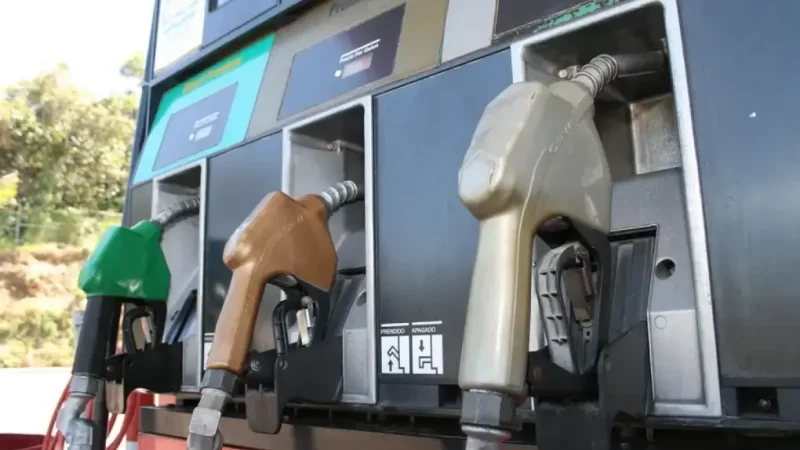 Segundo fuerte aumento a precios de combustibles.