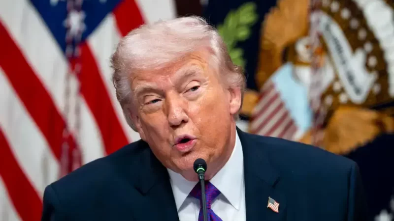 Trump llama a Irán a aceptar diálogo o se atengan a las consecuencias.