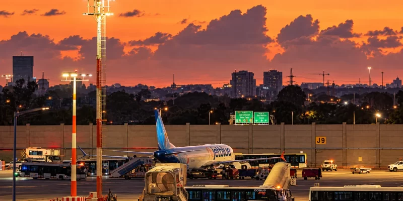 avion de Flydubai que intentaron estrellar en Tel Aviv